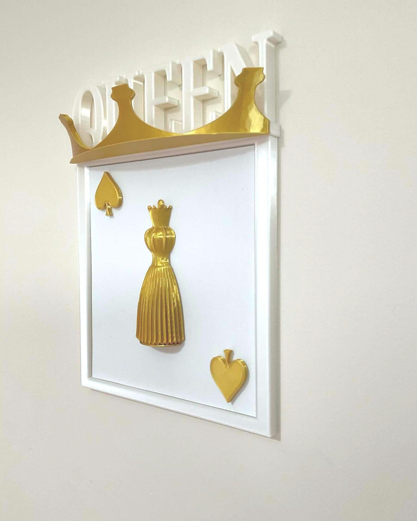 3D Queen of Spades Wall Art, Gold Crown Playing Card Decor