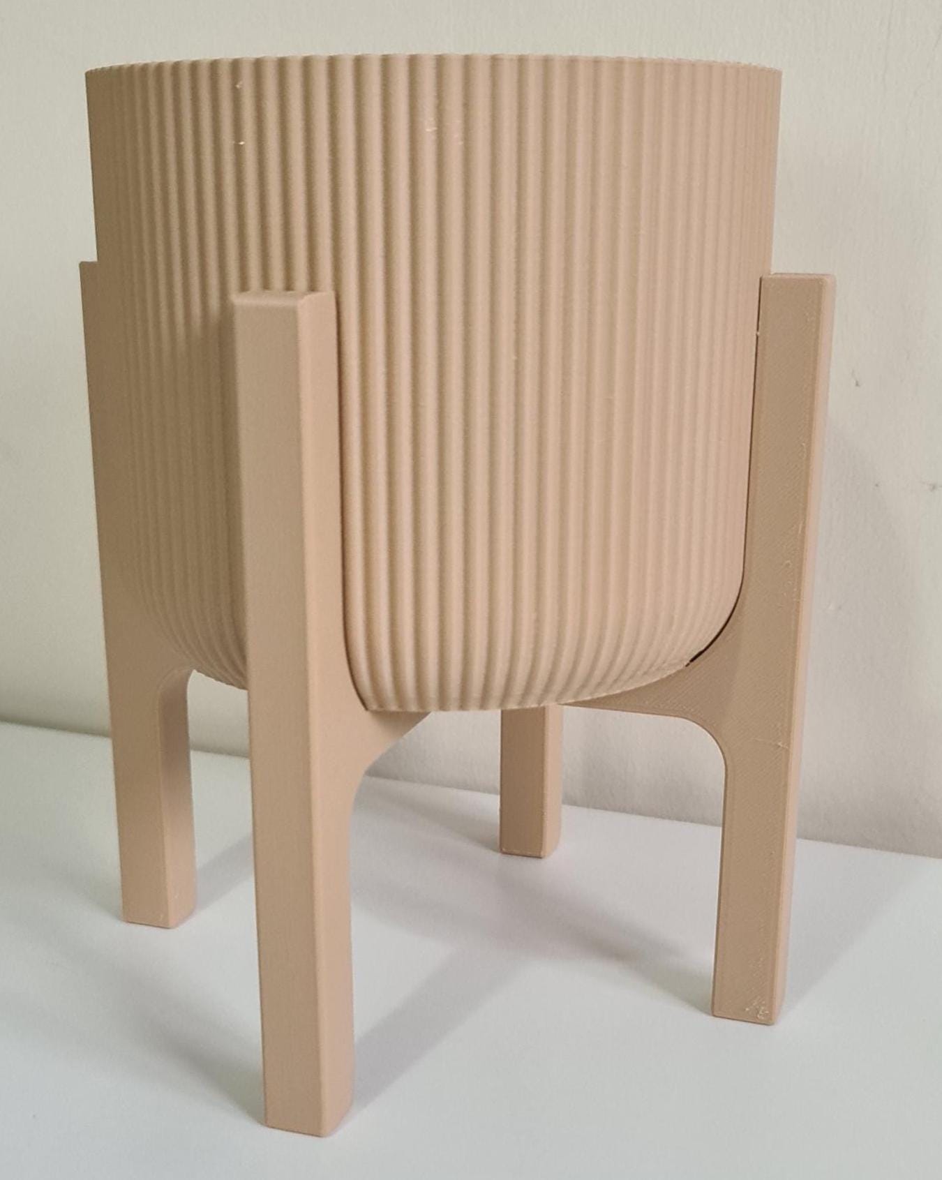 Ribbed, Fluted, Scalloped, Mid-Century Modern (MCM), Boho Decor, Terracotta, Indoor Planter, Minimalist Home.
