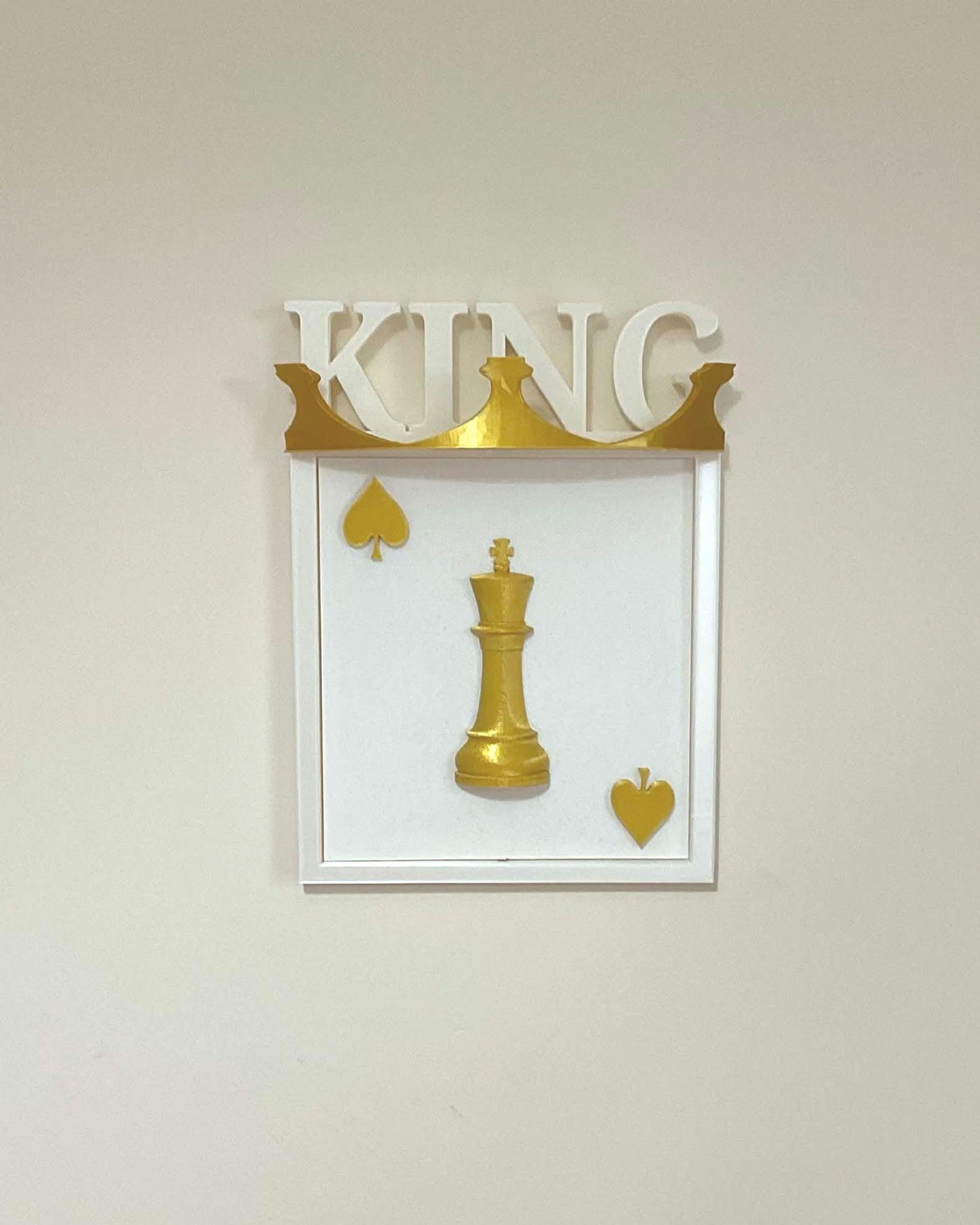 3D Gold King Chess Piece Wall Art, Spades Crown Decor, Regal Man Cave Sign