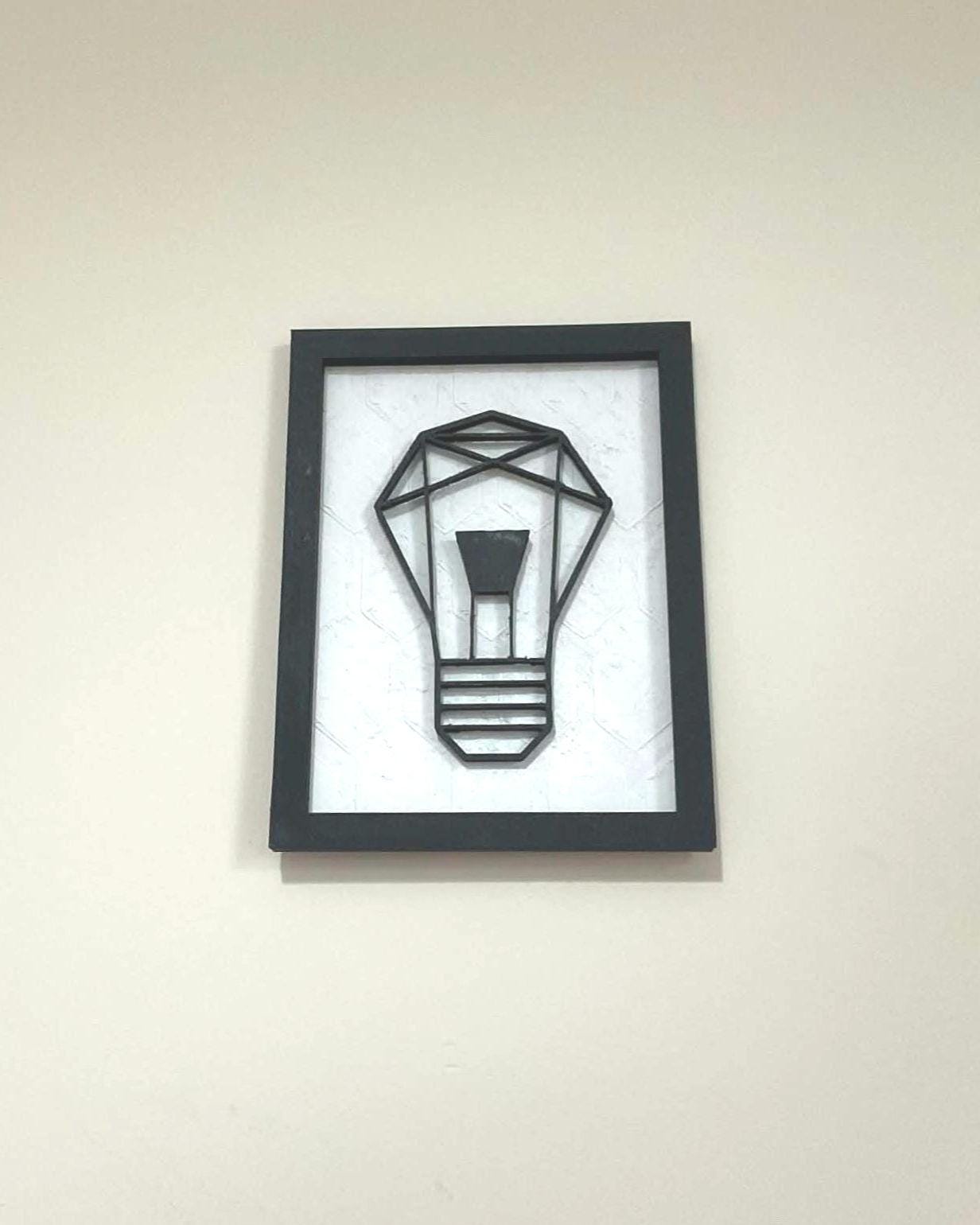 Geometric Light Bulb Wall Art, 3D Layered PLA Decor, Minimalist Industrial Style