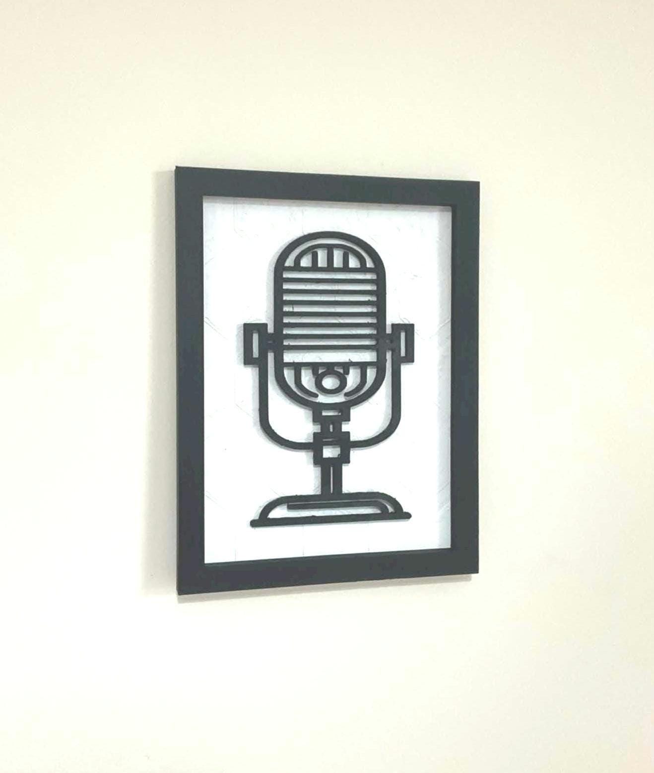 3D Printed Microphone Wall Art, Retro Studio Decor, Minimalist Black White (21cm x 16cm)